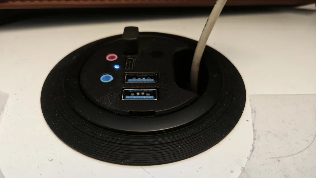 Vòng adapter cho USB-Hub gắn bàn - Image 1