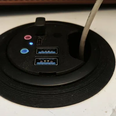 Vòng adapter cho USB-Hub gắn bàn