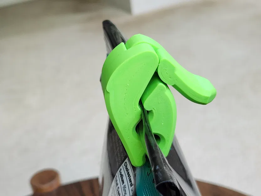 Kẹp Túi Có Khóa (Cam Lock Bag Clip) Dáng Cong - Image 5