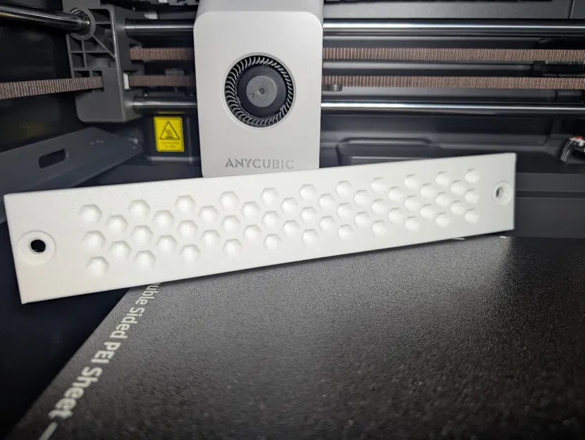 Tấm Che Tủ Rack 10-inch (Họa tiết Tổ Ong) - Image 2