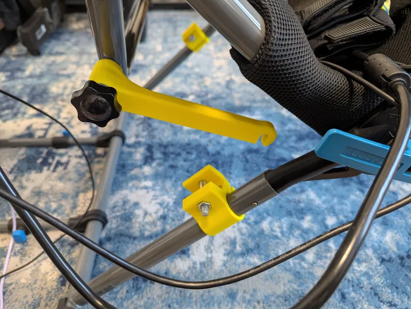 Thanh giằng gia cố khung ghế Playseat Challenge X - Image 1