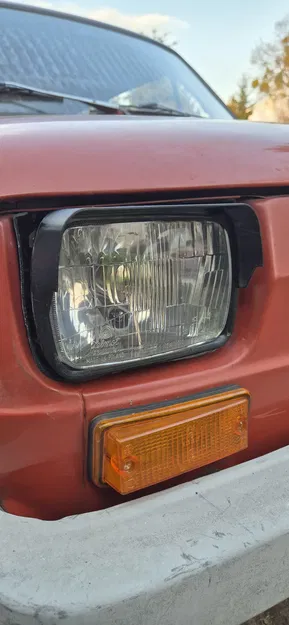 Khung viền đèn pha cho xe cổ Fiat 126p (Maluch) - In 3D - Image 1