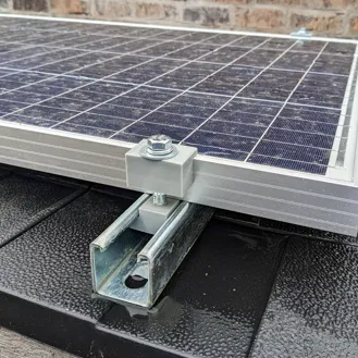 Kẹp gắn tấm pin năng lượng mặt trời Unistrut