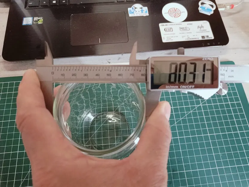 Bẫy Ong Bắp Cày Chọn Lọc Gắn Hũ Mật Ong - Image 4