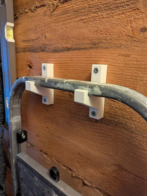 Móc treo thang xếp gọn - Giải pháp lưu trữ thông minh cho nhà kho - Image 1