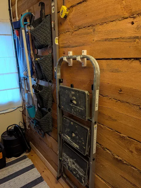 Móc treo thang xếp gọn - Giải pháp lưu trữ thông minh cho nhà kho - Image 2