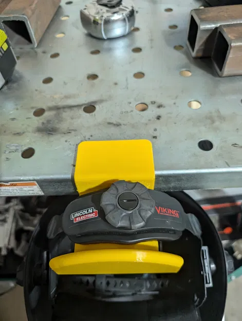 Móc treo mặt nạ hàn cho bàn hàn Grizzly T31771 và các loại bàn hàn khác - Image 4