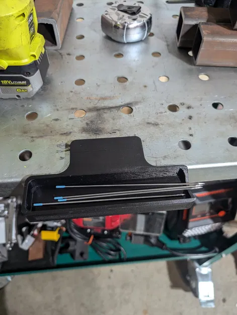 Khay gắn bàn hàn Grizzly T31771 để đựng tungsten và phụ kiện - Image 1