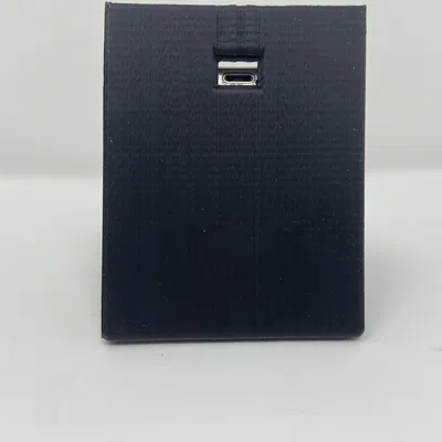 Đế điện thoại hình lục giác tối giản