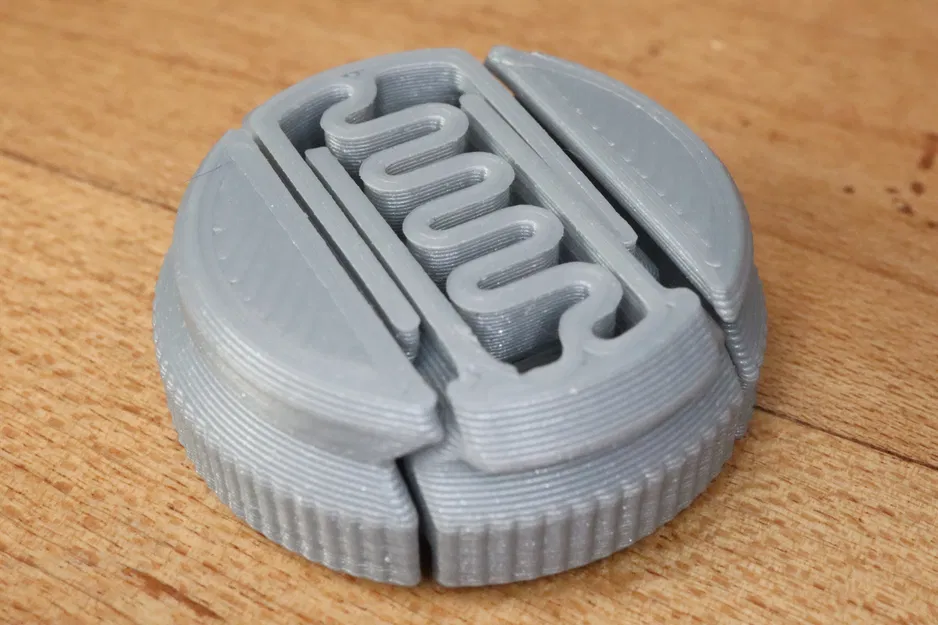 Mô hình kiếm ánh sáng xếp gọn Ezra Bridger (phiên bản 3) - Image 2