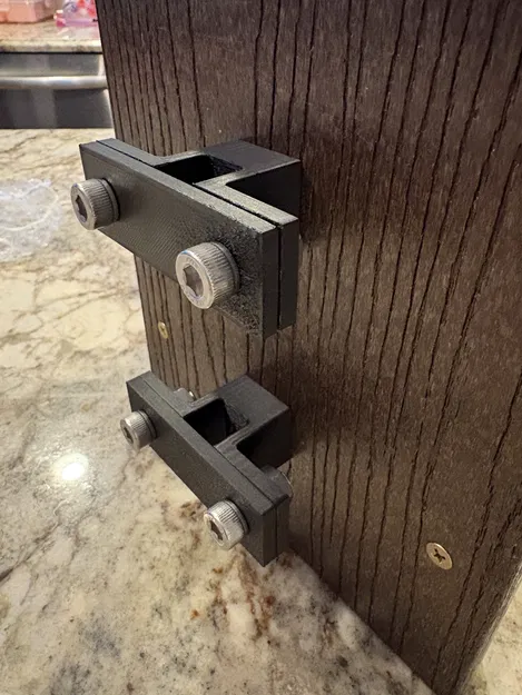 Giá đỡ cho cột vuông - Image 1