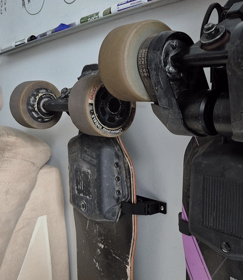 Giá treo tường cho ván trượt điện (Longboard Holder)