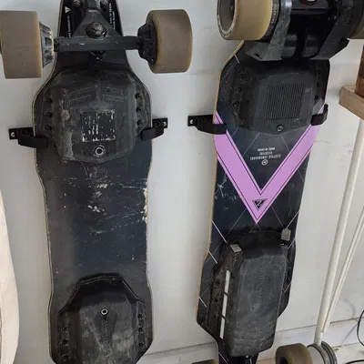 Giá treo tường cho ván trượt điện (Longboard Holder)