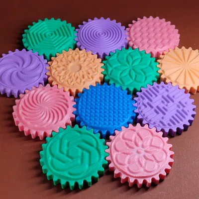 Bộ Đồ Chơi Bánh Răng Xoay Kèm Họa Tiết (Gears with patterns)