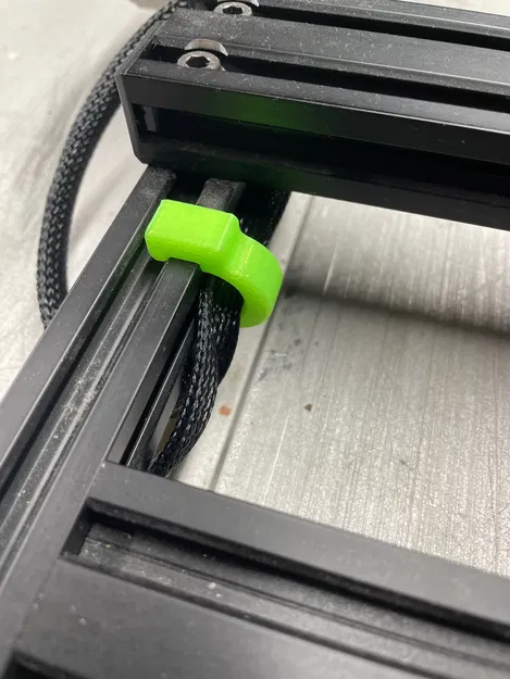 Kẹp giữ dây cáp máy in 3D Creality (Khung nhôm 20mm) - Image 1