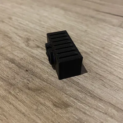 Khay đựng thẻ nhớ SD nhỏ gọn - Phụ kiện in 3D tiện lợi