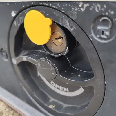 Nắp đậy ổ khóa cổng tự động FAAC 740