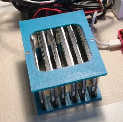 Hộp chứa 6 ổ cứng 2.5 inch