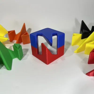 Logo Khối Lập Phương N Negative Space