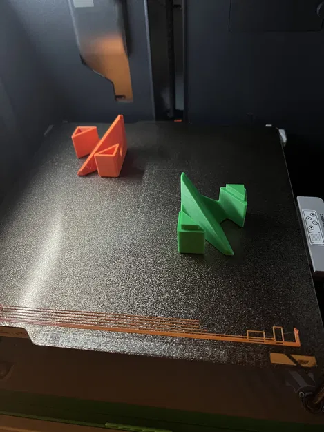 Logo Khối Lập Phương N Negative Space - Image 11