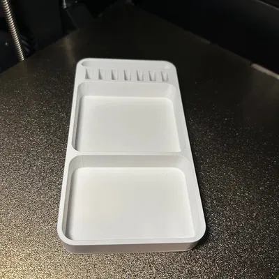 Khay sắp xếp đồ đạc trên bàn làm việc (Schreibtischorganizer)