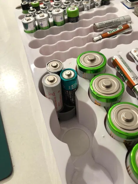 Khay chuyển đổi và sắp xếp pin 3xAA sang pin D - Image 3