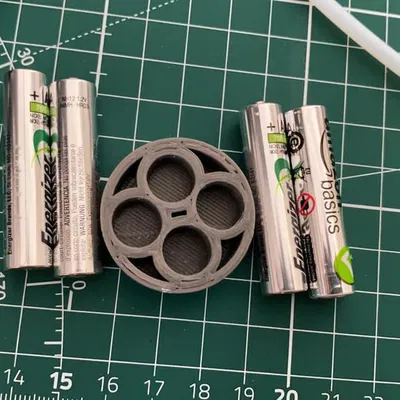 Bộ chuyển đổi và khay đựng 4 pin AAA sang cỡ pin D