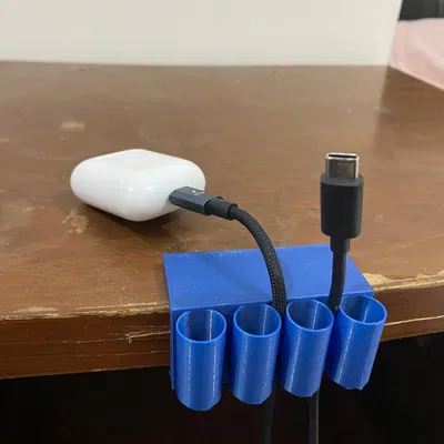 Kẹp giữ dây cáp gắn cạnh bàn & tủ đầu giường