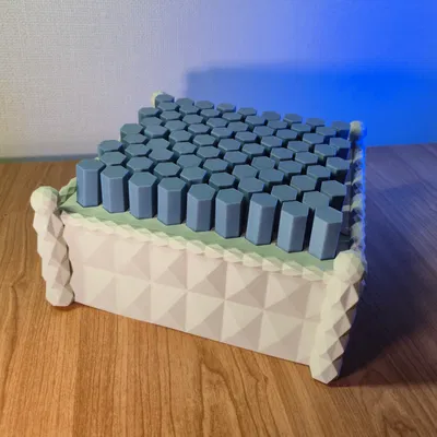 Giá đỡ điện thoại và máy tính bảng với bề mặt chốt thích ứng