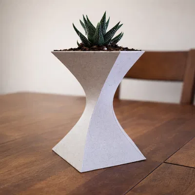 Chậu cây cảnh 3D hình đồng hồ cát cho xương rồng và sen đá