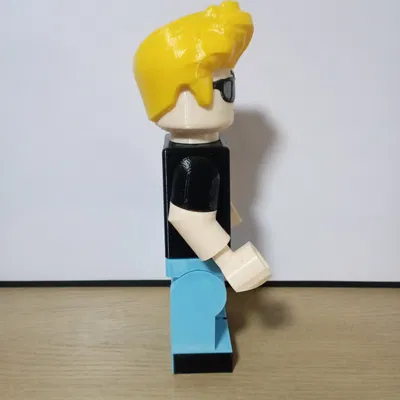 Mô hình Johnny Bravo Giant Minifig - In 3D sáng tạo cho người hâm mộ