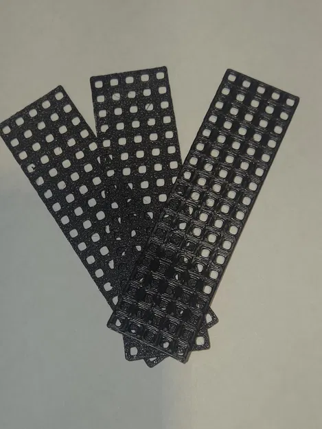 Kẹp sách họa tiết ô vuông (Bookmark) in 3D đơn giản, tinh tế - Image 1