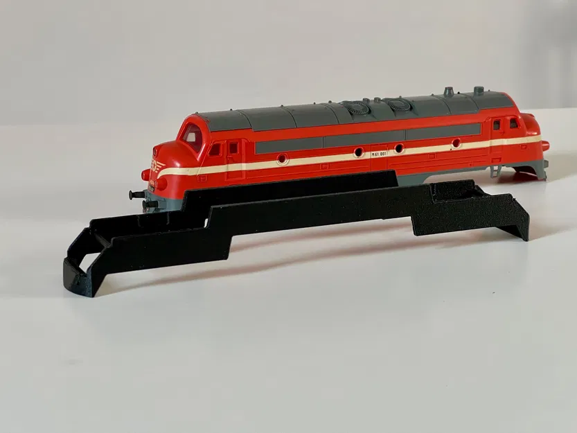 Khung đầu máy Piko cho MAV M61 - Image 1