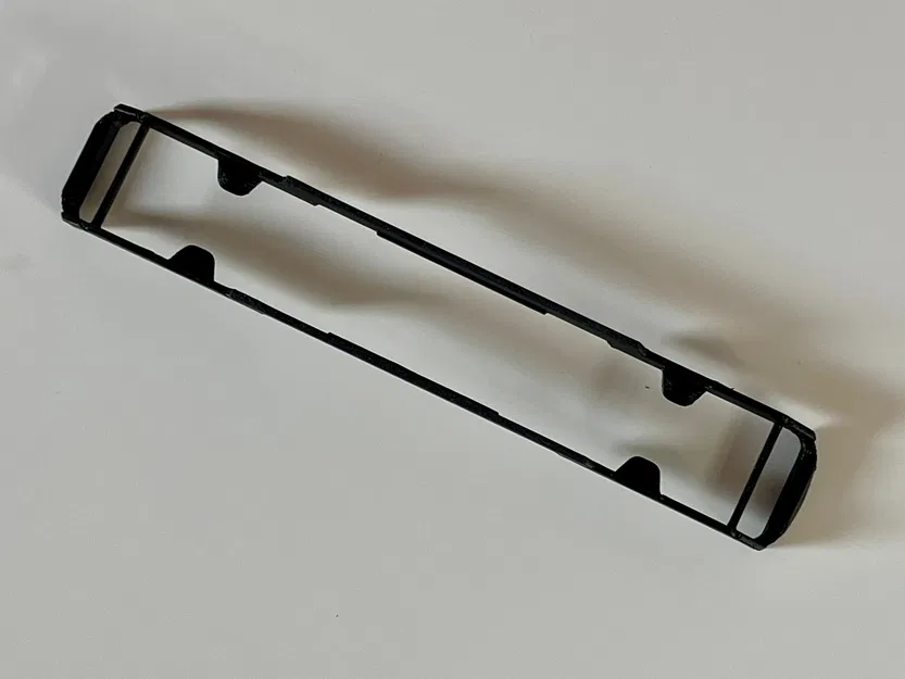 Khung đầu máy Piko cho MAV M61 - Image 4