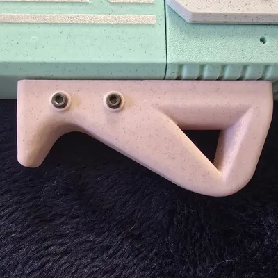 Tay Cầm Picatinny Góc Nghiêng Bề Mặt Mịn