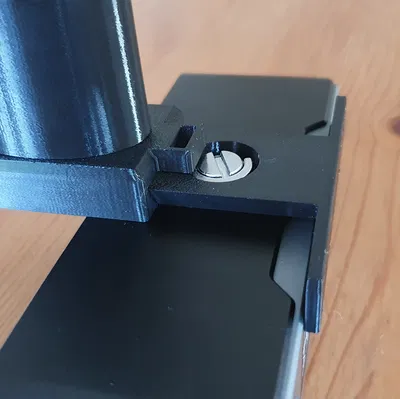 Tay cầm thiết kế riêng cho máy quét Creality Otter