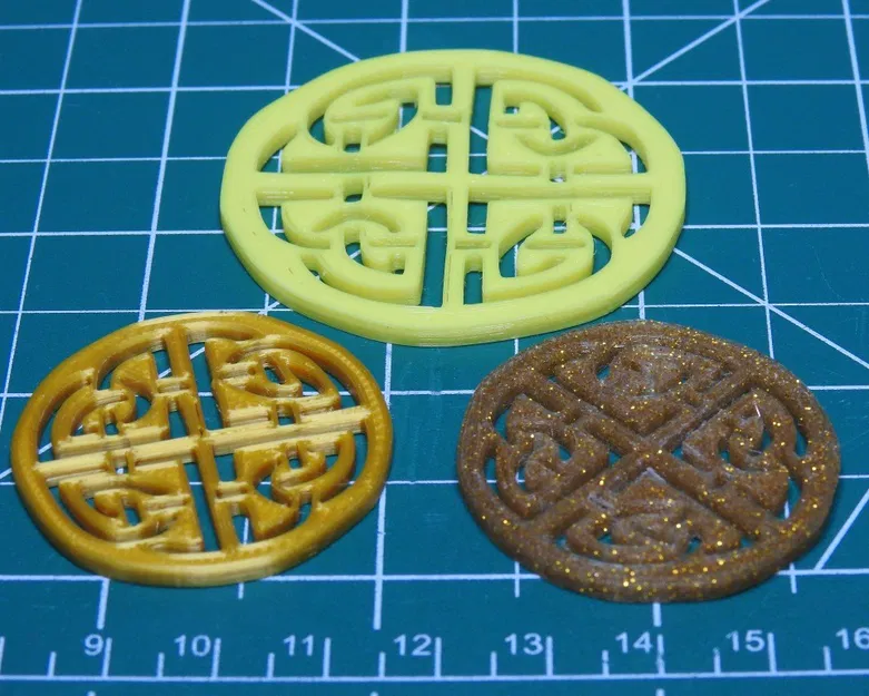 Nút áo 2 lỗ họa tiết Celtic Fourway - Image 1