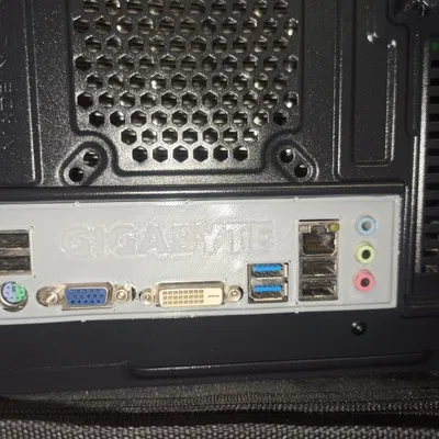 Chặn main (IO shield) cho bo mạch chủ GA-B75-D3V