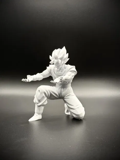 Mô hình Goku giữ bút 3D cực chất! - Image 2