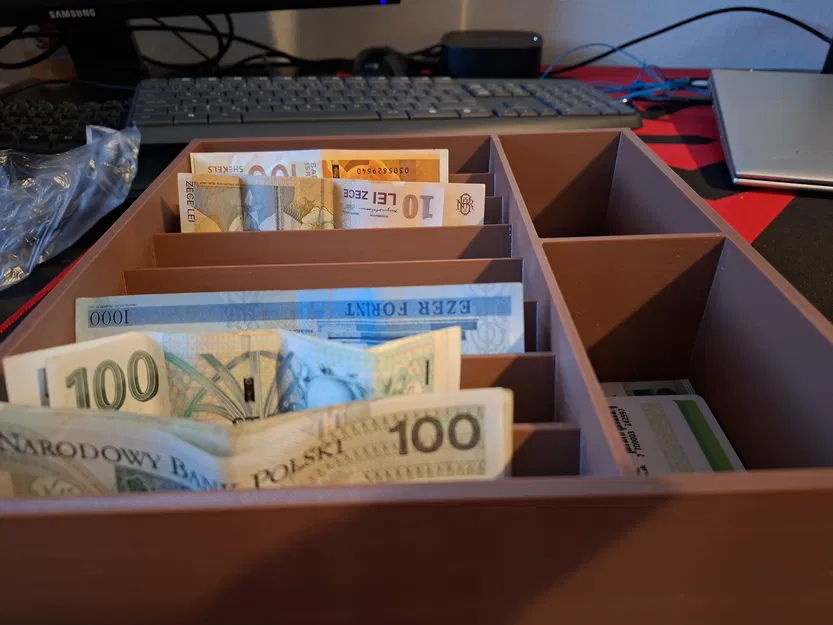 Khay Đựng Tiền Thông Minh - Sắp Xếp Ngoại Tệ Và Tiền Lẻ Đa Năng - Image 1