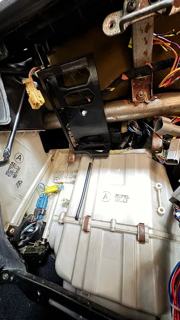 Ngàm gắn ECU EMU Black cho Toyota MK3 Supra - Image 1