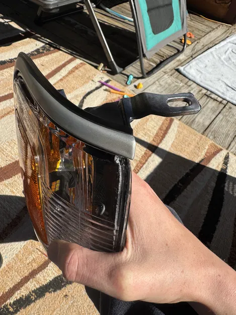 Đế giữ bóng đèn 3157 cho đèn xi nhan xe Toyota - Image 5