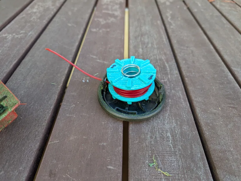 Ống cước máy cắt cỏ Ozito (Ozito Line Trimmer Spool) - Image 2