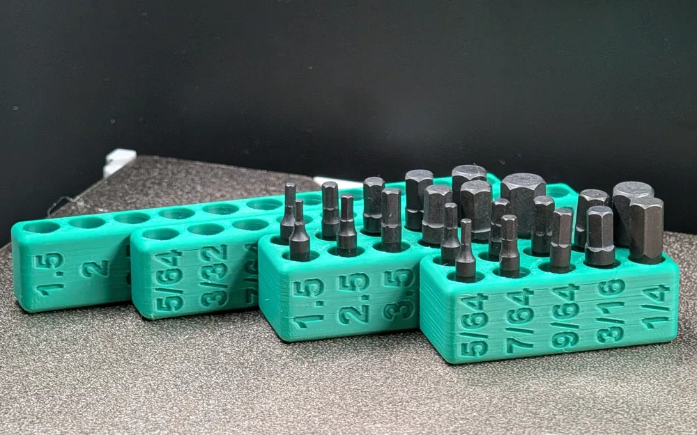 Script Python tạo giá đỡ mũi vít từ tính theo tham số (build123d) - Image 1