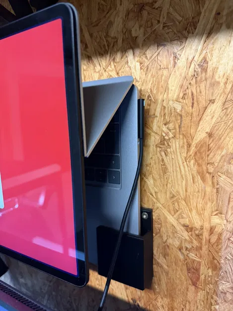 Giá treo tường 3D cho Microsoft Surface Laptop Studio gọn gàng - Image 1