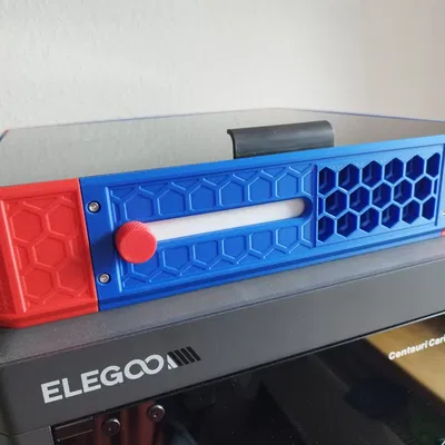 Elegoo Centauri Carbon: Khung nâng (riser) chắc chắn và tiện lợi