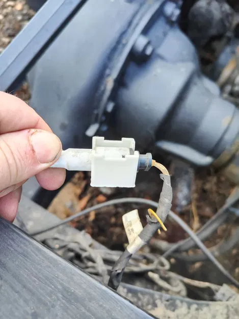 Kẹp giữ cảm biến tốc độ ABS 801538 cho xe tải hạng nặng - Image 1