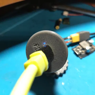 Khung giữ module sạc nhanh CKCS U1E cho mạch XMP52C