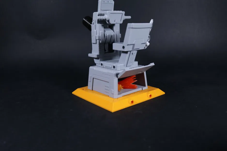 Mô hình ụ súng Autobot trong Transformers từ Skybound Comics - Image 5