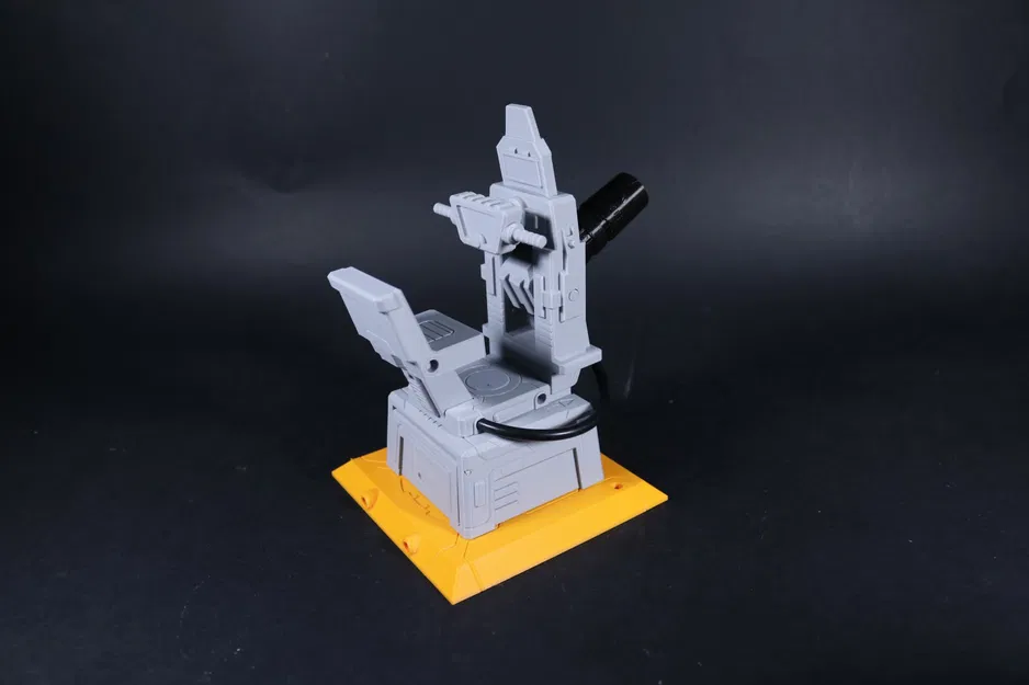 Mô hình ụ súng Autobot trong Transformers từ Skybound Comics - Image 9